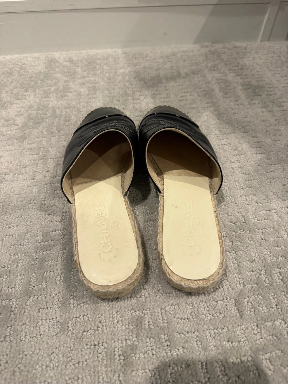 CHANEL stitched cc style